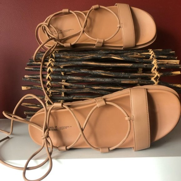 👛 (ANY 2/$25) CALL IT SPRING Gladiator Sandals Size 7.5 - Picture 3 of 8